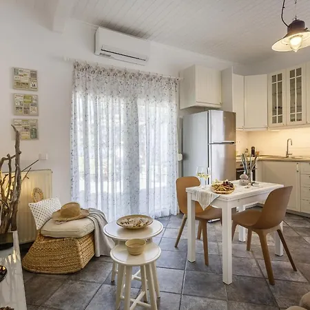 Sand Apartment Ormos Panagias