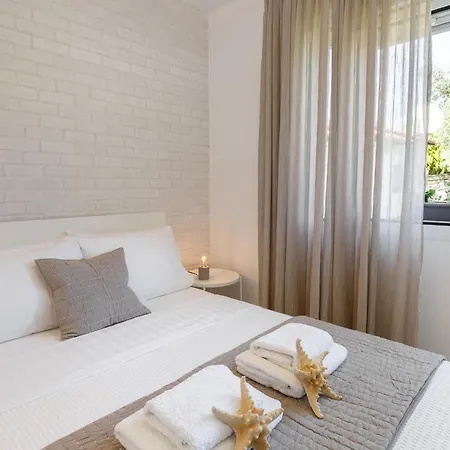 Apartment Sand *