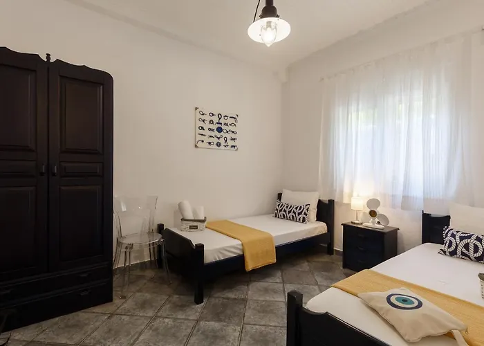 Sand * Ormos Panagias